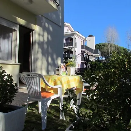 One Bedroom By The Appartamento Bibione