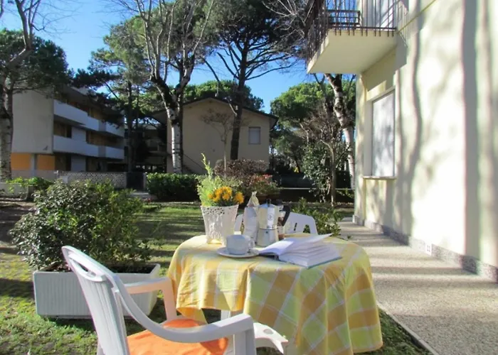 On The Ground Floor 아파트